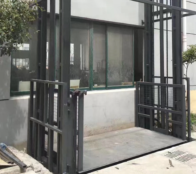 淮安导轨式施工升降机助力民生工程提速增效